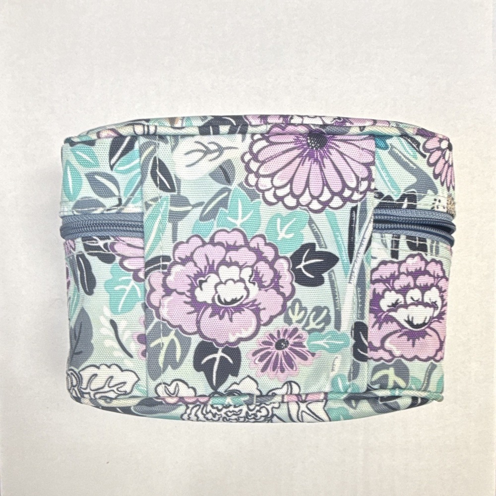 Vera Bradley Floral Makeup Bag Zip w/ Inner Pockets Multicolor Fabric 8x4" NWOT - Picture 2 of 5